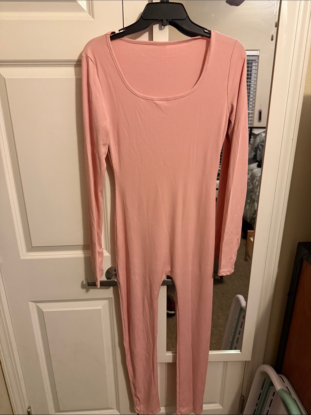Women's Long-Sleeve Scoop Neck Pink Jumpsuit